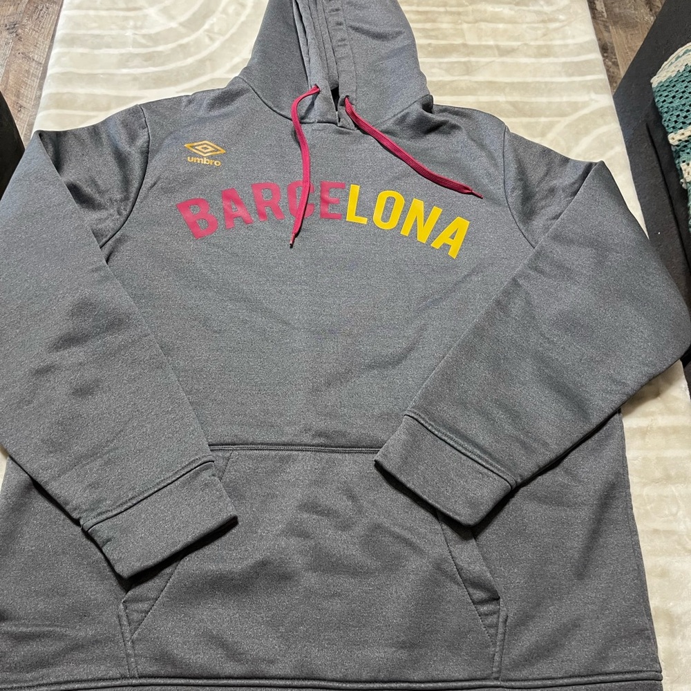 Barcelona Hoodie Mens Large  Gray Pullover Soccer Football Polyester Umbro 2010s